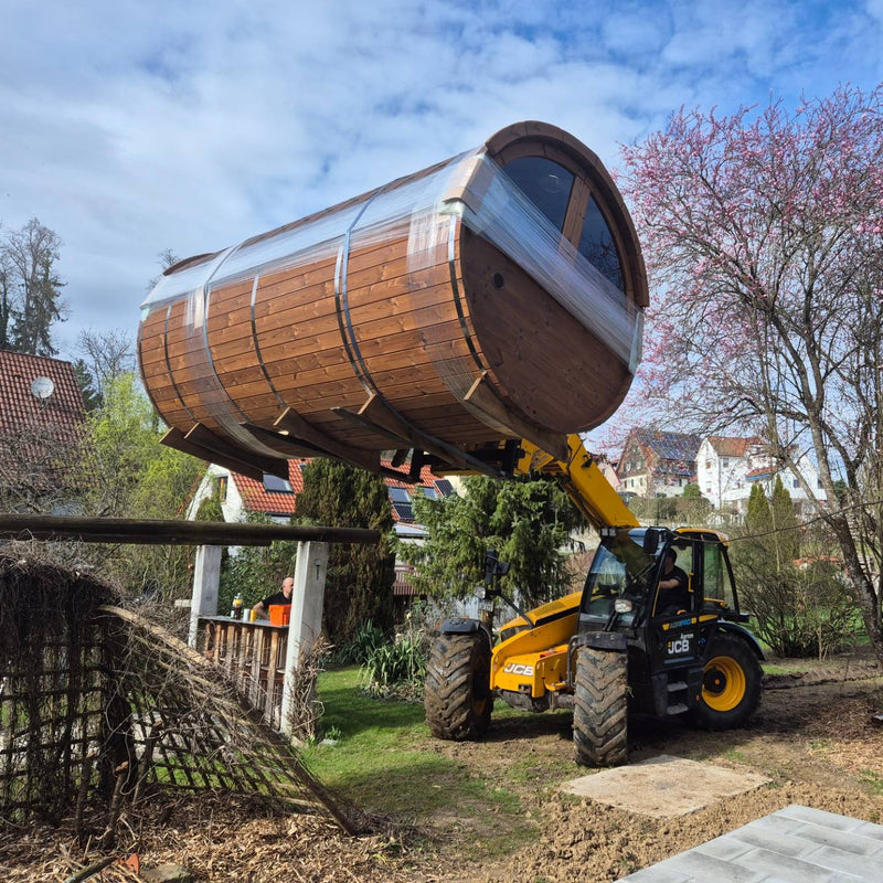 Gartensauna von GW24 bei Kunden im Garten – Foto 3