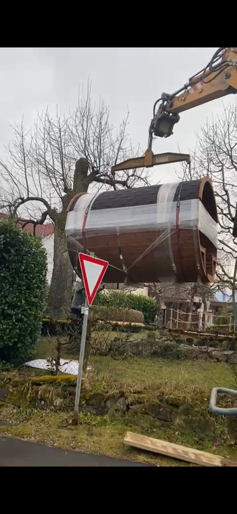 Gartensauna von GW24 bei Kunden im Garten – Foto 4